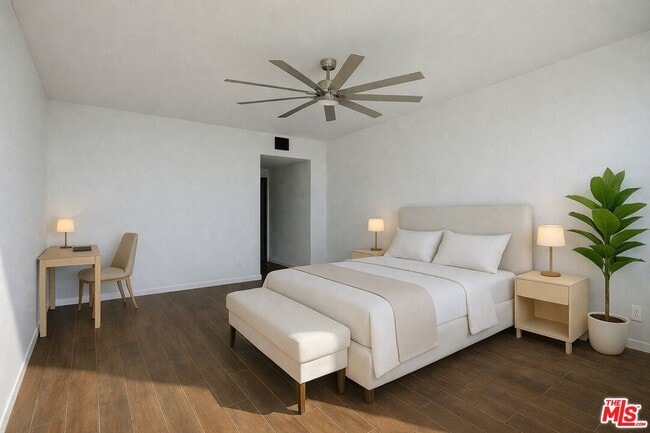 Building Photo - 17366 Sunset Blvd