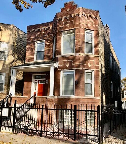 Primary Photo - 1121 N Monticello Ave
