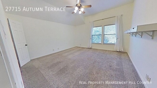 Building Photo - 27715 Autumn Terrace