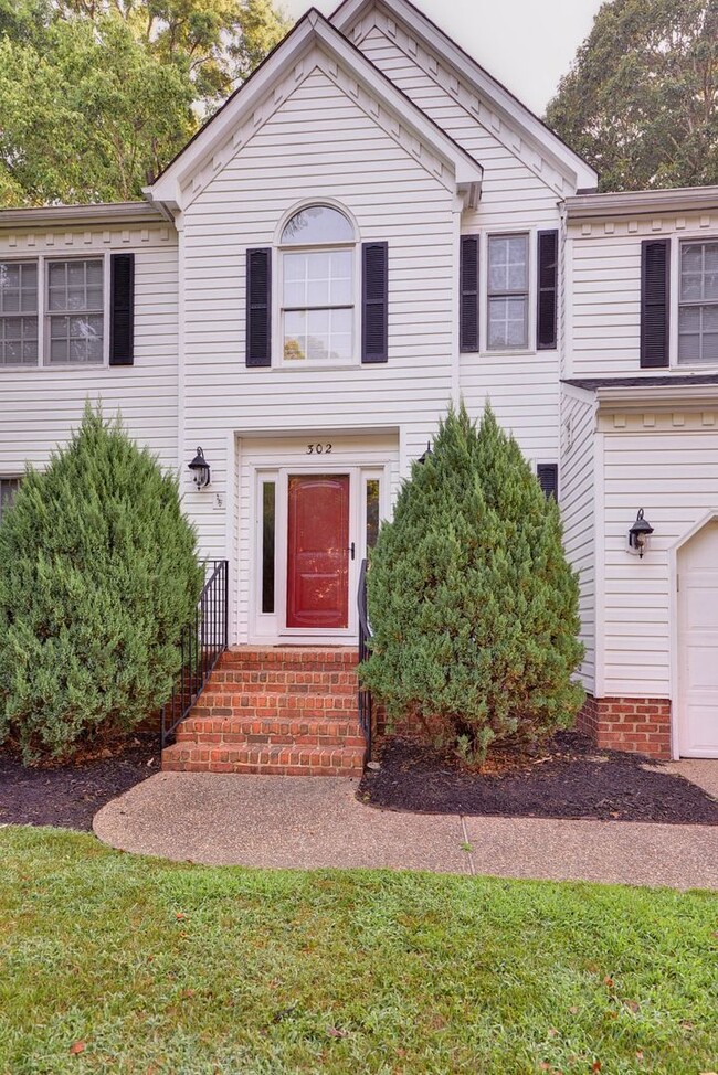 Primary Photo - Woods of Tabb Home on a Quiet Street.