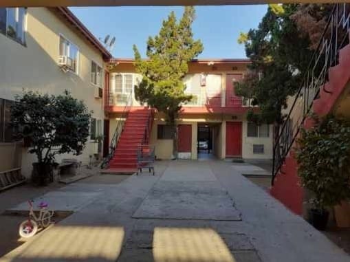 Building Photo - 8815 Van Nuys Blvd