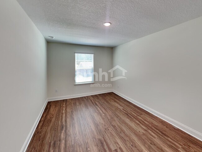 Building Photo - 12674 Percy Ln