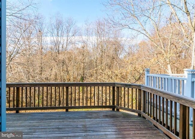 Building Photo - 3722 Farmland Dr