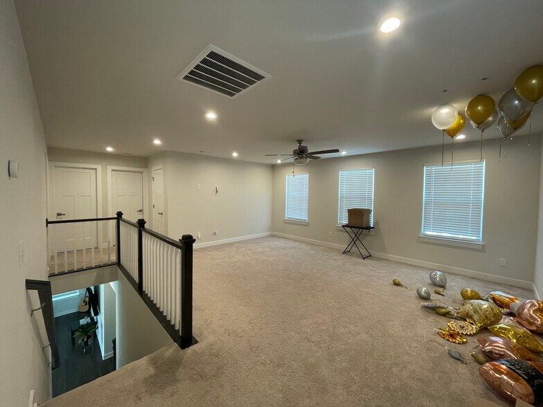 Building Photo - 3066 Boxbury Ln
