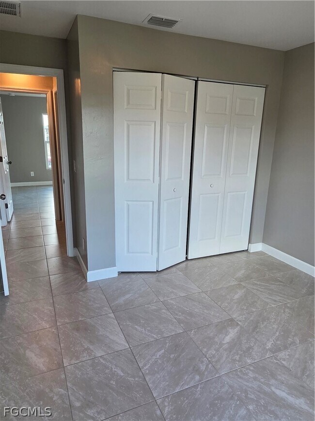 Building Photo - 1117 Gordon Ave S