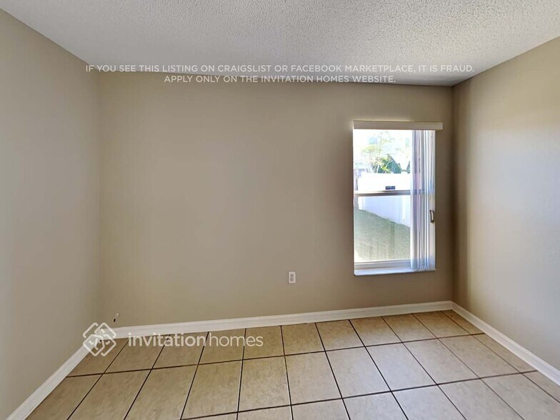 Building Photo - 331 Drum Ct