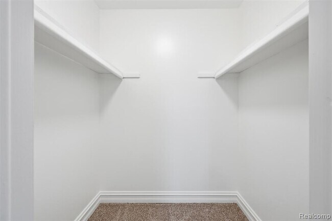 Building Photo - 8188 24 Mile Rd