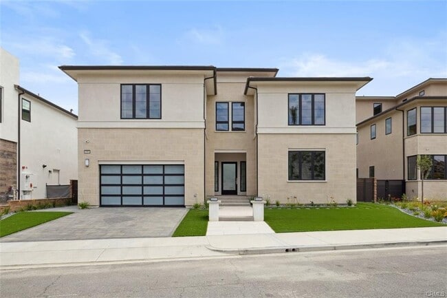 Building Photo - 11854 Hillsborough Ln