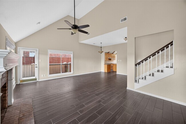 Building Photo - 14423 Sandalfoot St