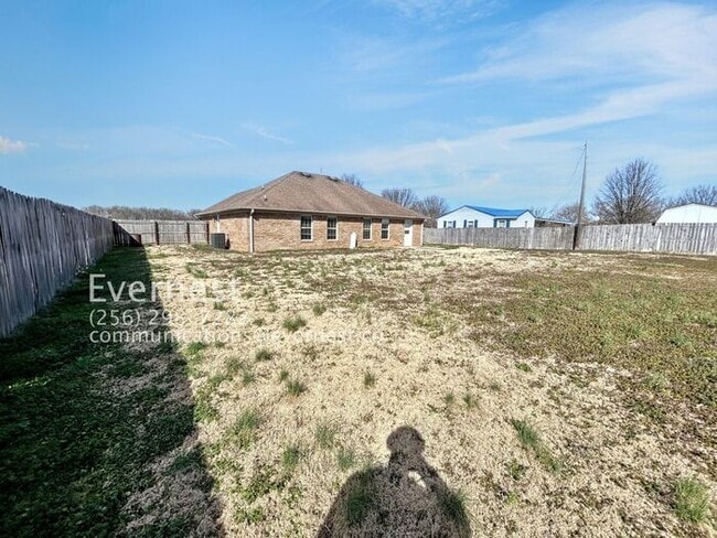 Primary Photo - 20448 Johnson Rd