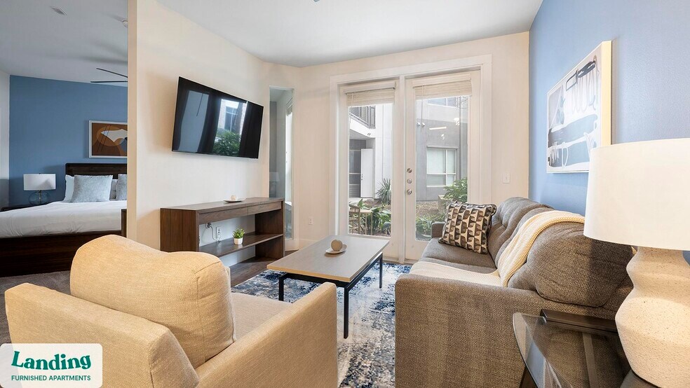 Building Photo - 810 W St Johns Ave