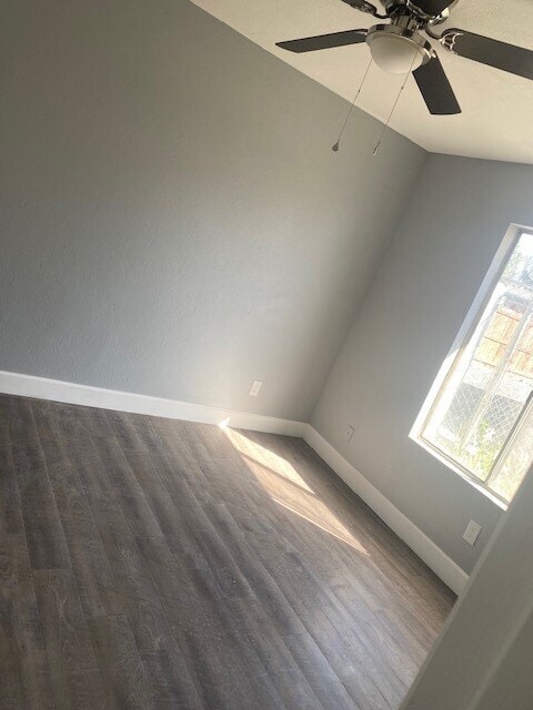 Building Photo - 520 N Prospect St