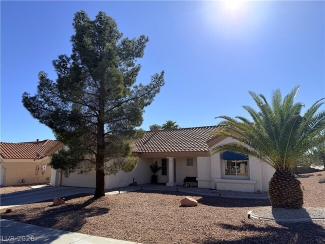 Building Photo - 9605 Sundial Dr