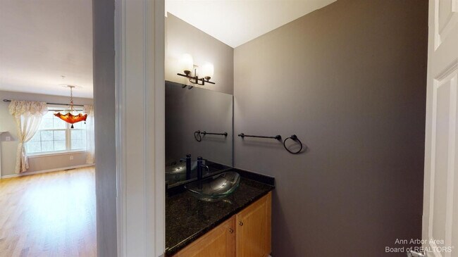 Building Photo - 2970 Barclay Wy
