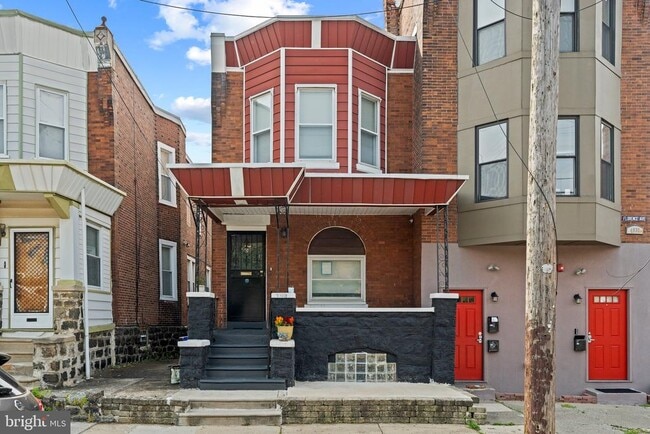 Building Photo - 4928 Florence Ave