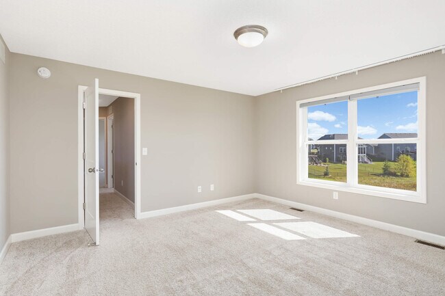 Building Photo - 17545 57th St NE