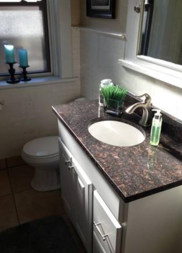 Bathroom - 2924 Espy Ave