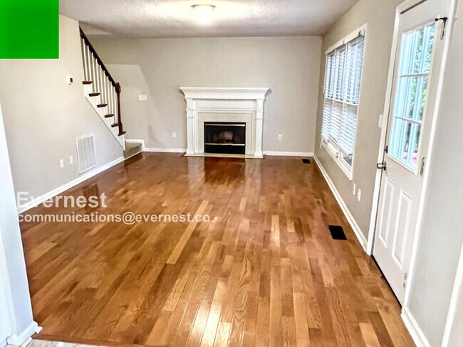 Building Photo - 128 Pebblebrook Cir