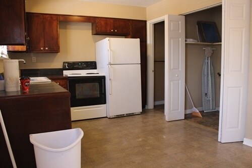 Building Photo - 1407 Mana Ln
