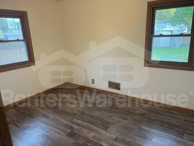 Building Photo - Very Nice 3BD/2BA Home In Coon Rapids!!!