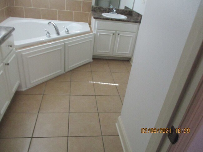 Building Photo - New Rental Listing- Lee County, GA