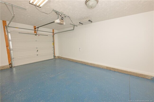 Building Photo - 2112 Yellowbrick Rd