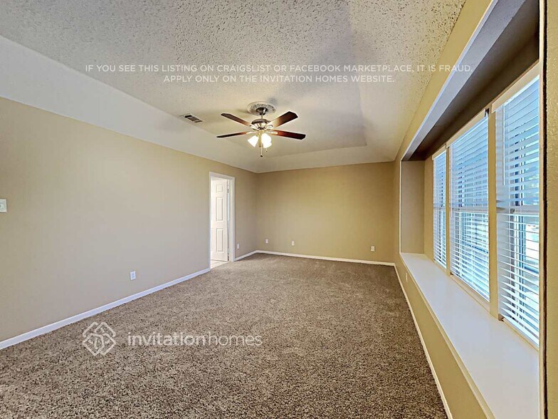 Building Photo - 3409 Windchase Dr