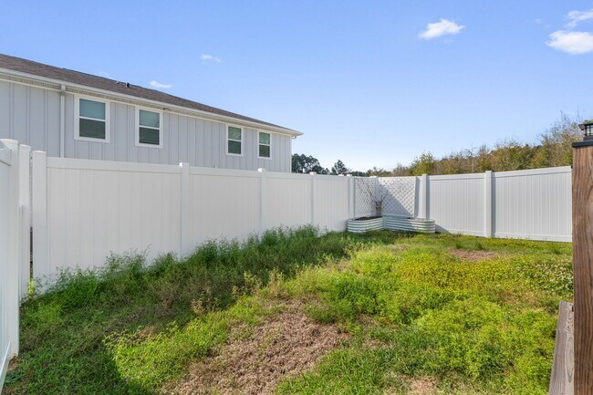 Building Photo - 9483 Nature Crk Cir