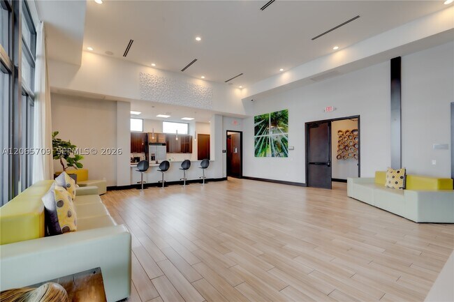 Building Photo - 15826 NW 91st Ave
