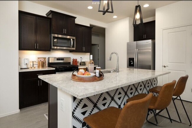 Building Photo - Beautifully Upgraded 4 - Bedroom 2 - Bath ...