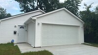Building Photo - 19475 Wakenden St