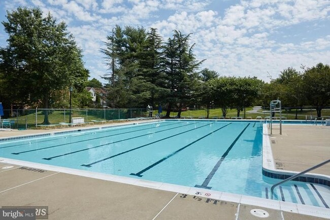 Building Photo - 7706 Havenside Terrace