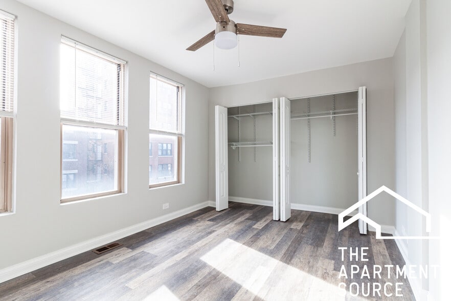 Building Photo - 745 W Gordon Ter