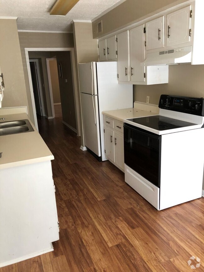 Building Photo - 307 BLUE WAVE PROPERTIES, LLC