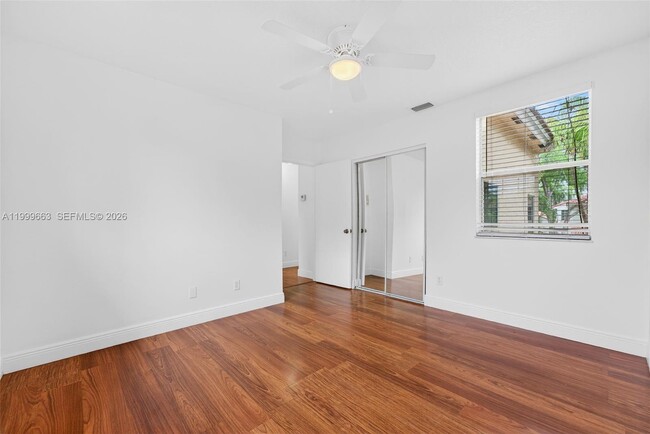 Building Photo - 931 Opal Terrace