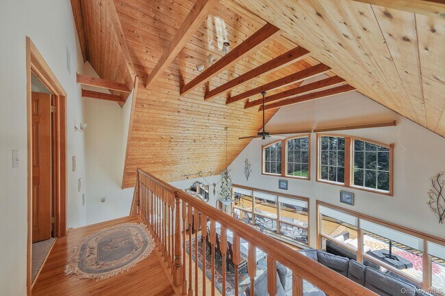 Building Photo - 5 Ocean View Ave