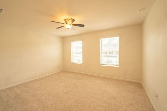 Building Photo - 148 Benelli Dr