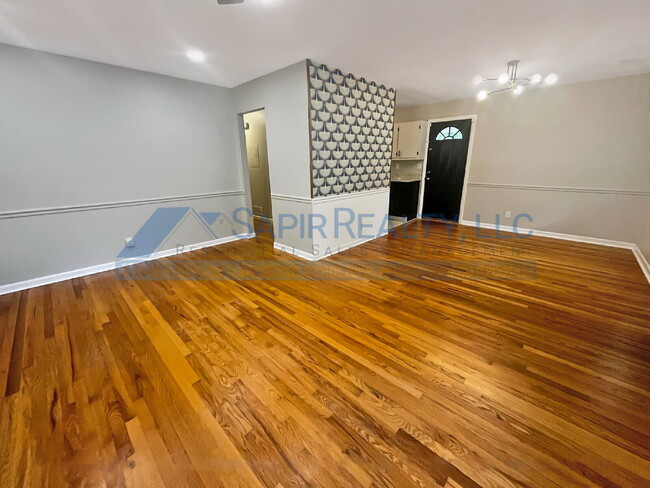 Building Photo - 401 Dorsey Rd