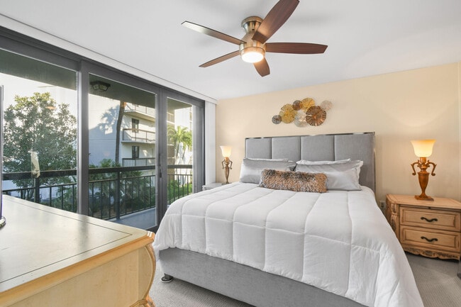 Building Photo - 501 S Seas Dr