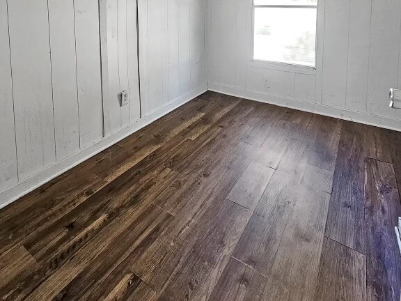 Building Photo - 412 McElhaney Rd