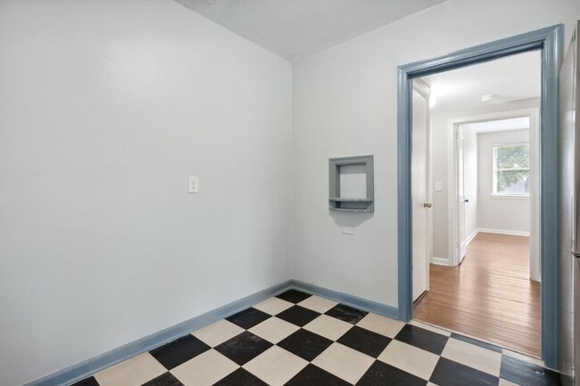 Building Photo - 3582 Hedrick St