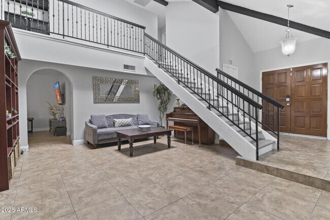 Building Photo - 5302 E Kelton Ln