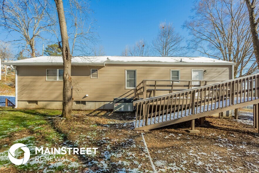 Building Photo - 7819 Fersner Rd