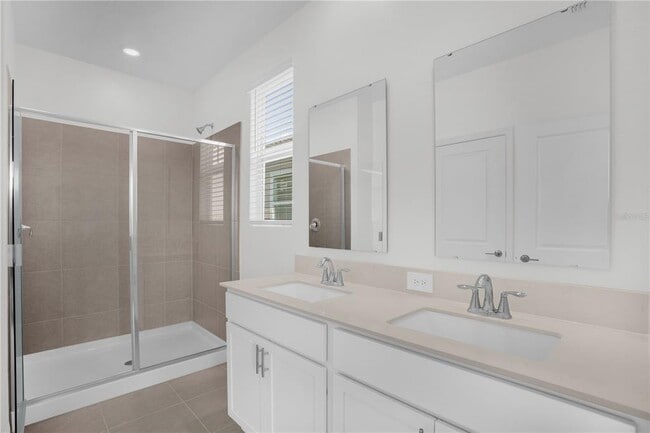 Building Photo - 2533 Rider Rain Ln