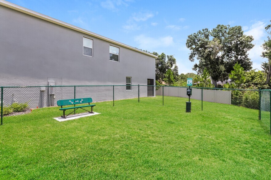 Building Photo - 11835 Stoneport Pl