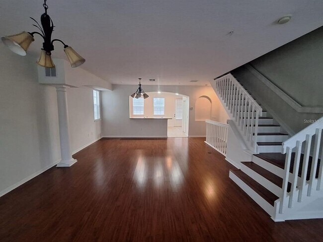 Building Photo - 1350 Chatfield Pl