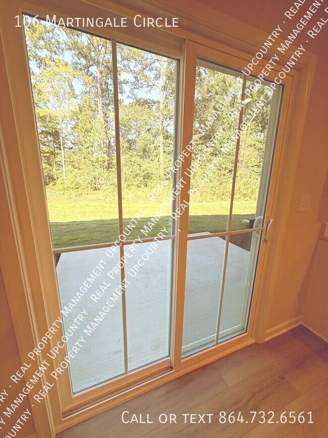 Building Photo - 106 Martingale Cir
