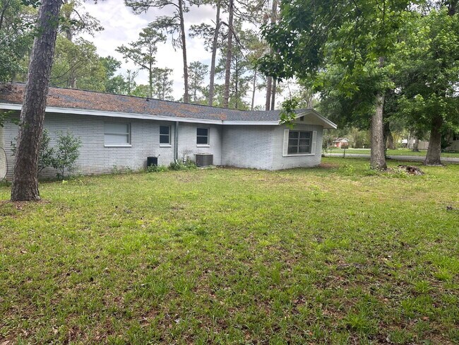Primary Photo - Very nice 4 Bedroom Home for Rent in Brook...