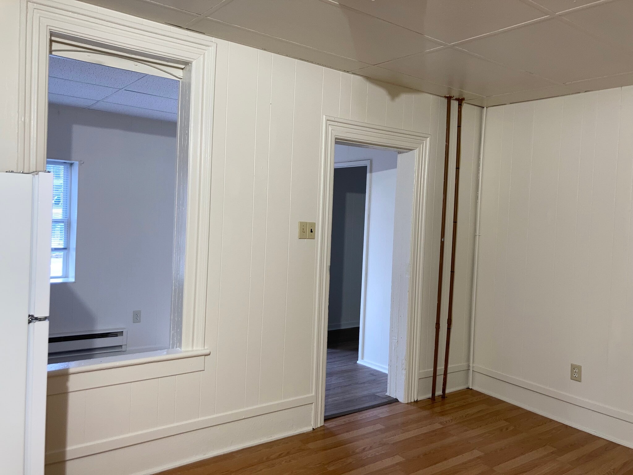 Building Photo - 12 W Southern Ave