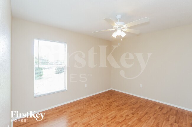 Building Photo - 8211 Westmont Terrace Dr